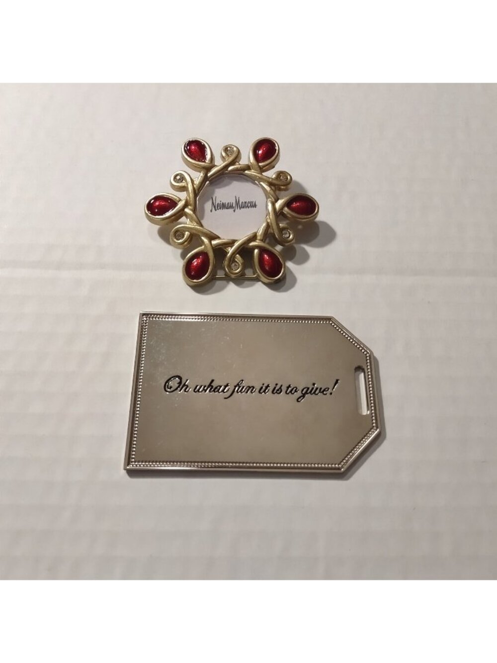 Jay Strongwater Neiman Marcus Red & Gold Ornament & Gift Tag Set